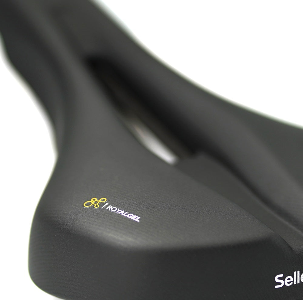 Selle Royal Vaia Moderate saddle
