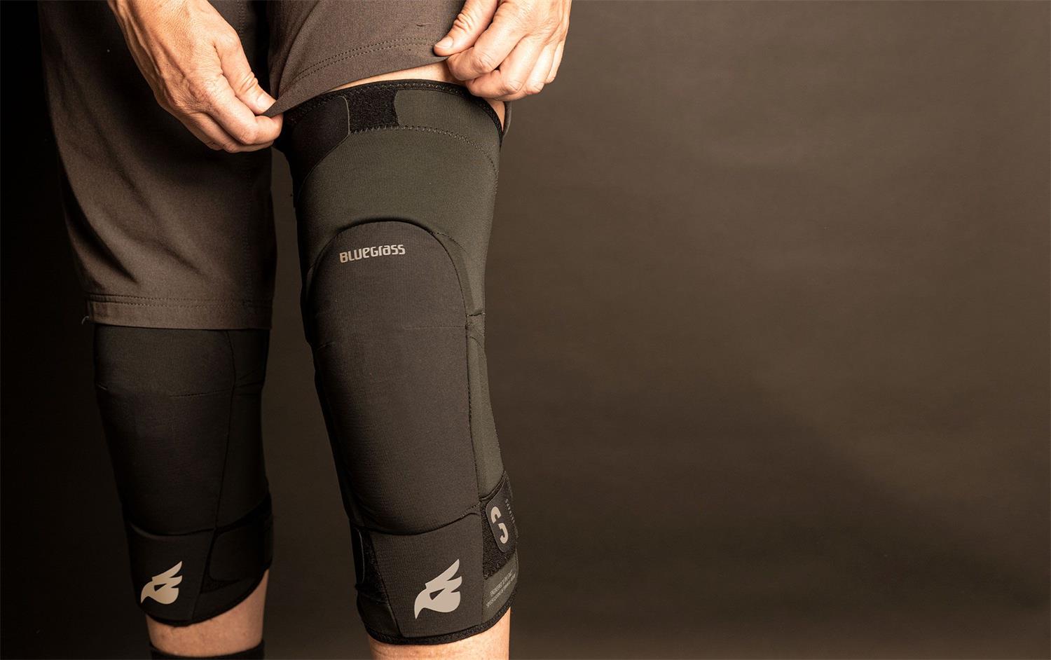 Bluegrass 3Straps Knee Guards Black 5