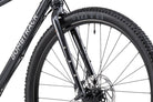 16_BT_MY24_Beyond_1_metallic_black_fork