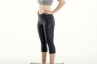 4538_Capri_Pant-09