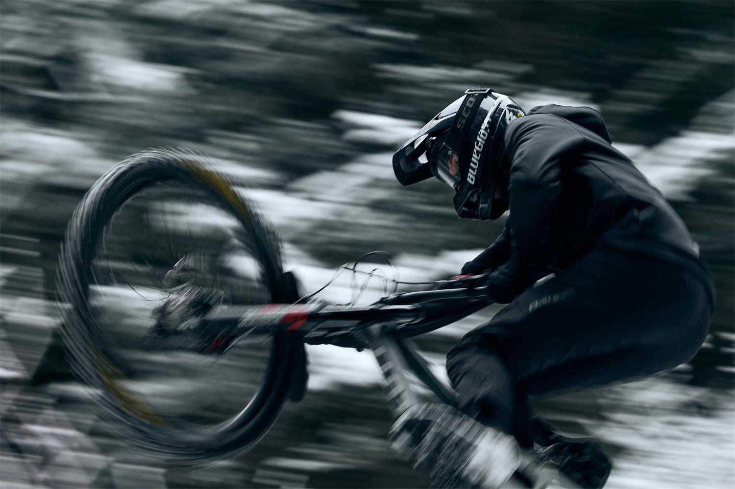 Bluegrass Legit carbon MIPs Black 9