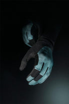 Bluegrass React Gloves Blue 4