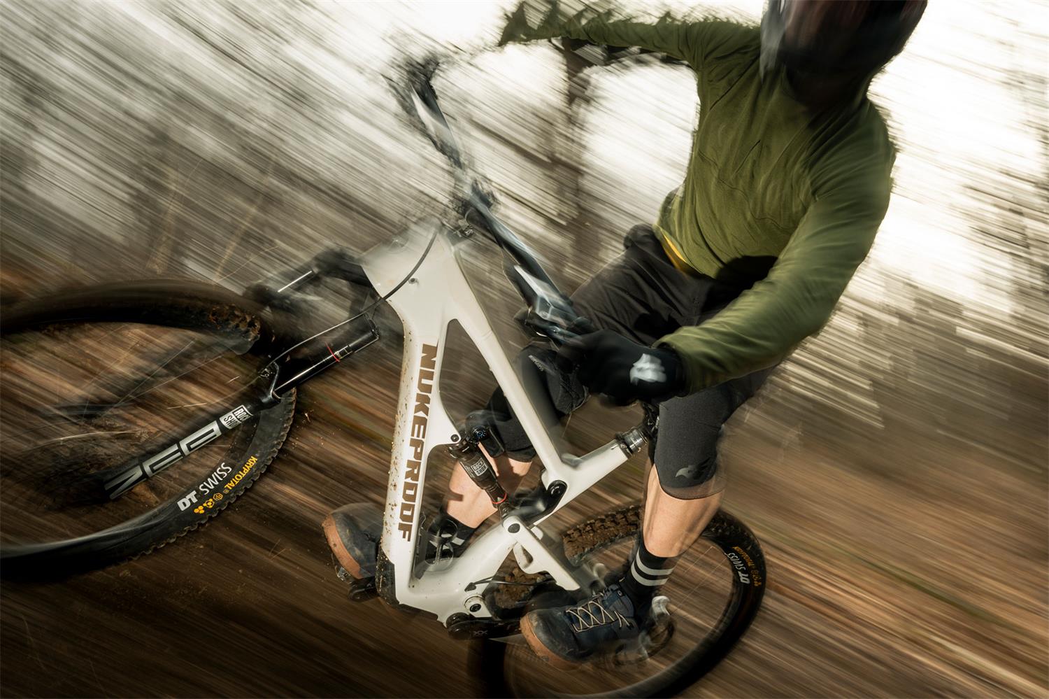 Bluegrass Aura Elbow Pads 7