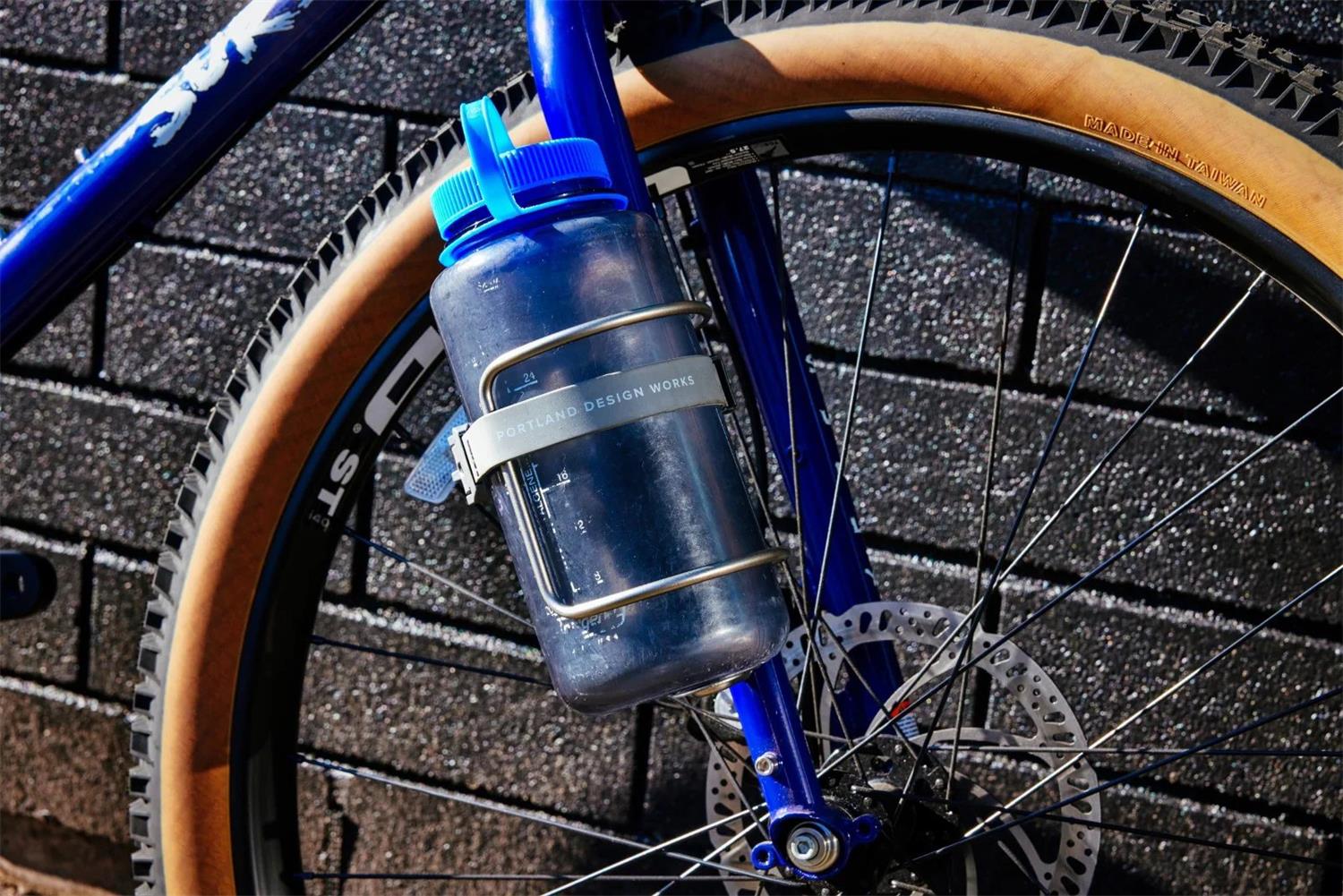 Timber_to_Town__BigZag_32oz_Bottle_Cage_5