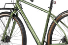 13_BT_MY24_Beyond_2_metallic_green_frame