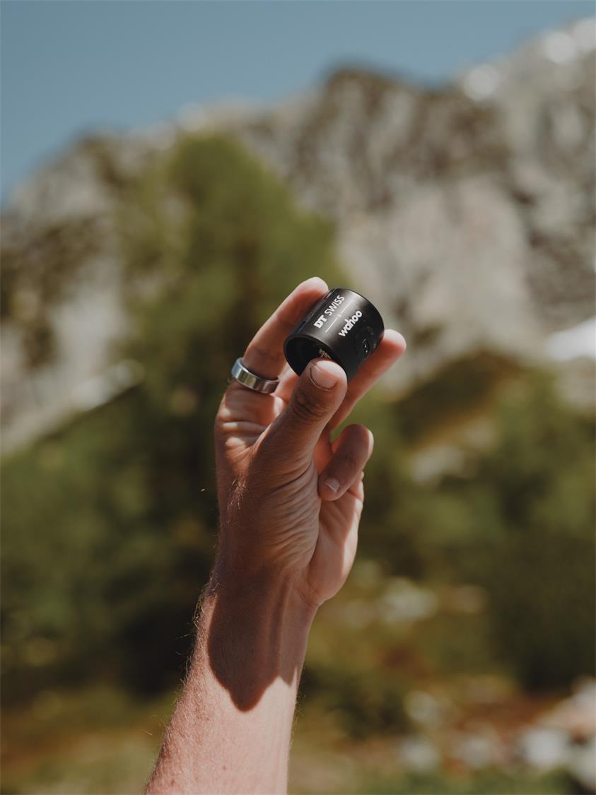 DTSwiss-Road-Trackr-Speed-Sense-of-Independence-Ac