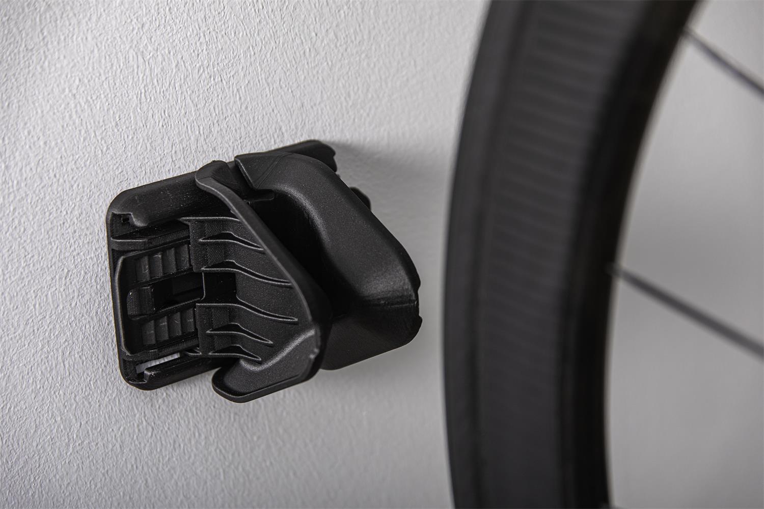 JAW1AB_Close_Wheel_Entering