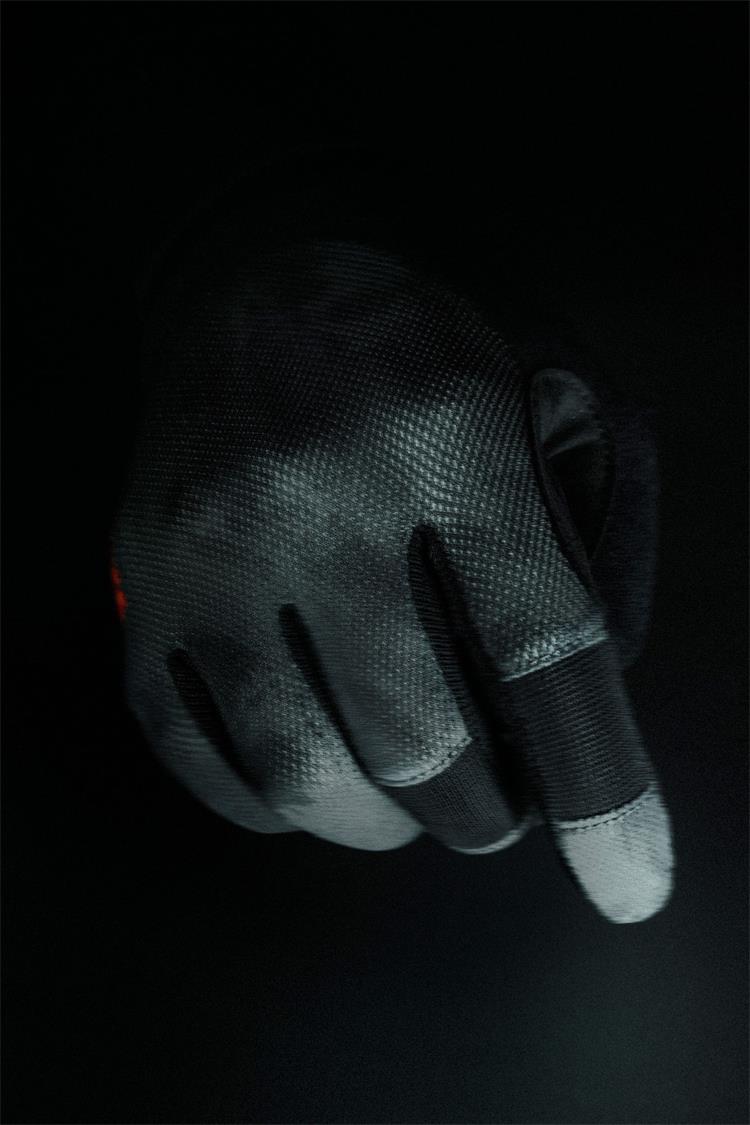 Bluegrass React Gloves Grey 4