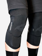 Bluegrass Aura Core Knee Guards 4